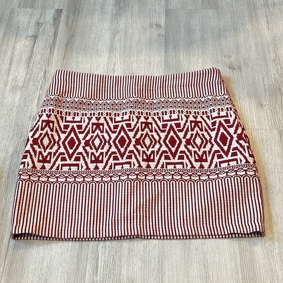 Springfield Native Print Mini Skirt Woven Tapestry Red & White Women’s Medium - Picture 1 of 5